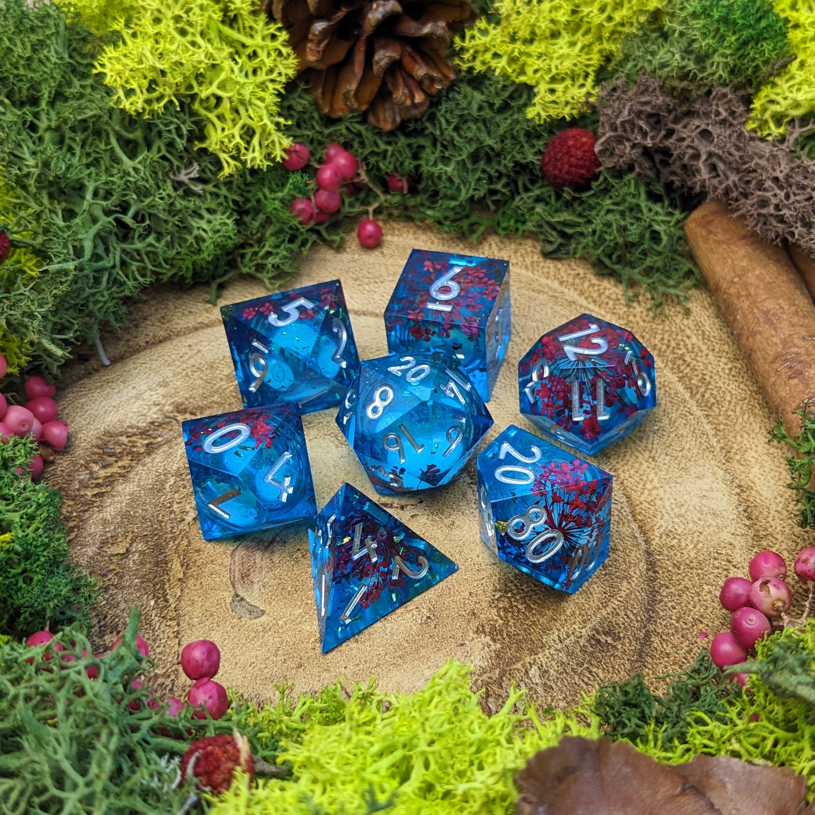 Crimson Blossoms | Sharp Edge Liquid Core Dice - Dice Set - Luffleberry