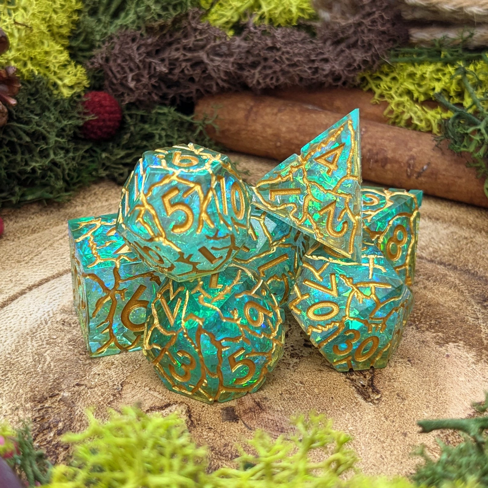 Crystalline Crackle | Sharp Edge Resin Dice - Dice Set - Luffleberry