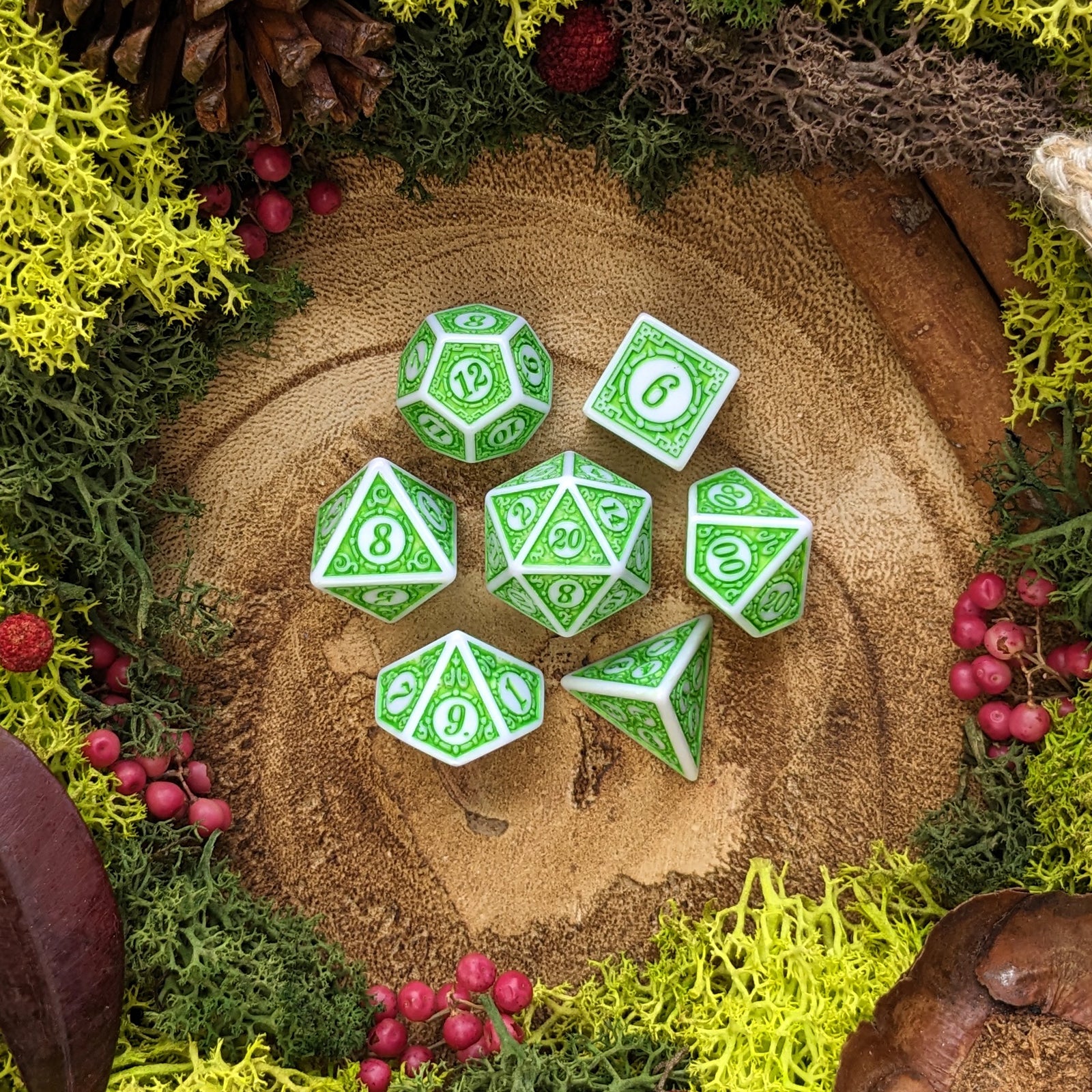 Evergreen Lattice - Dice Set - Luffleberry