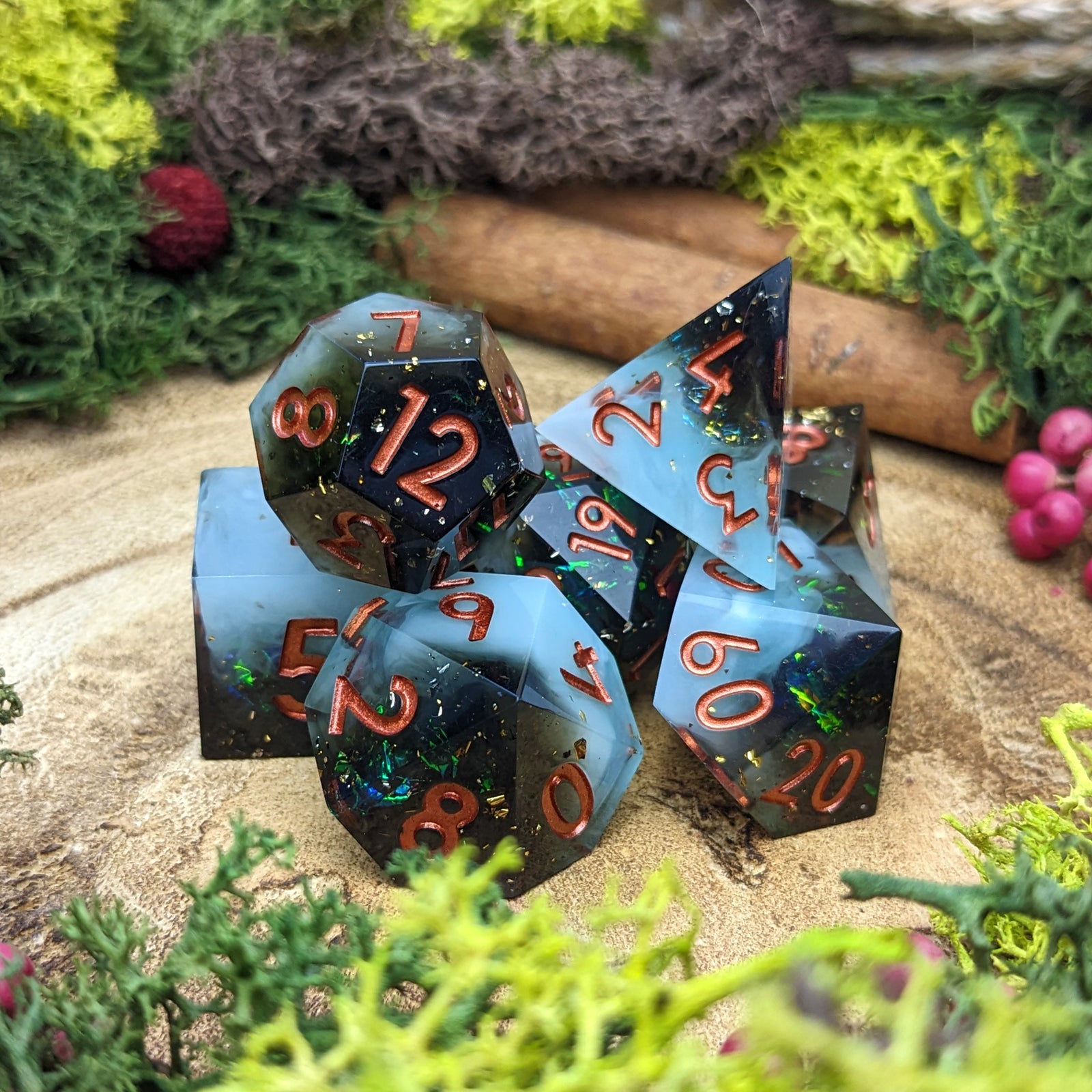 Northern Lights | Sharp Edge Dice - Dice Set - Luffleberry