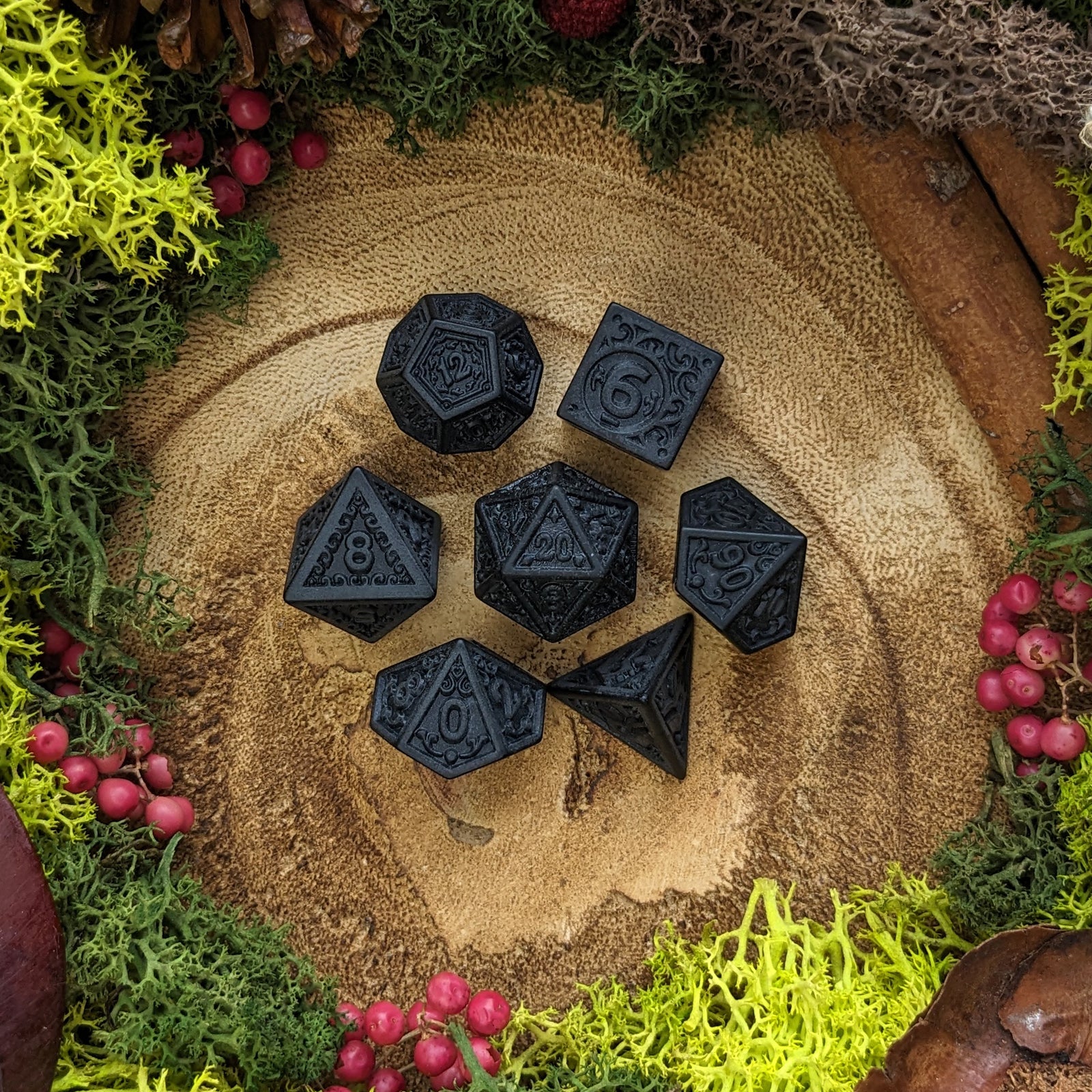 Obsidian Flourish - Dice Set - Luffleberry