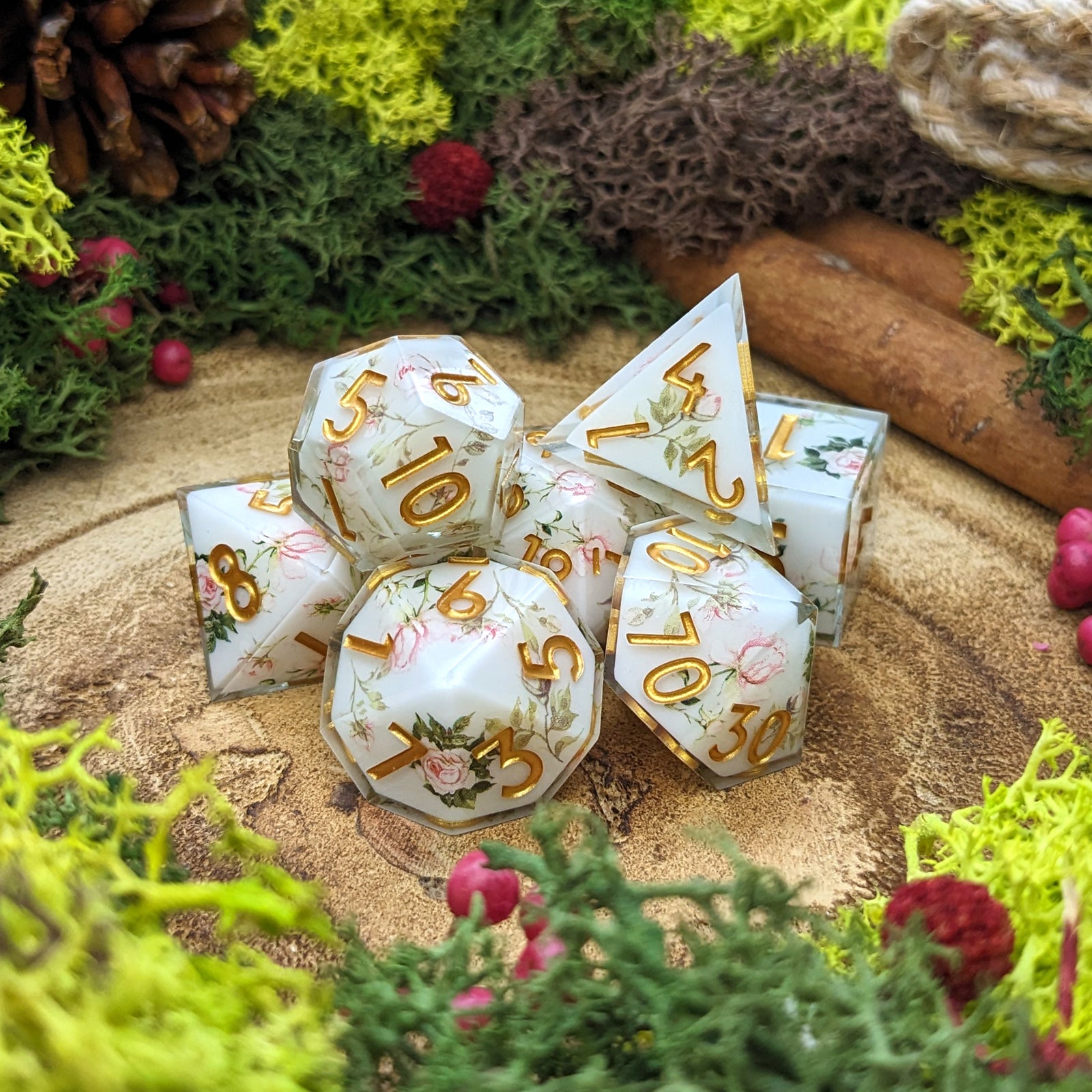 Vintage Rose | Ivory | Sharp Edge Dice - Dice Set - Luffleberry