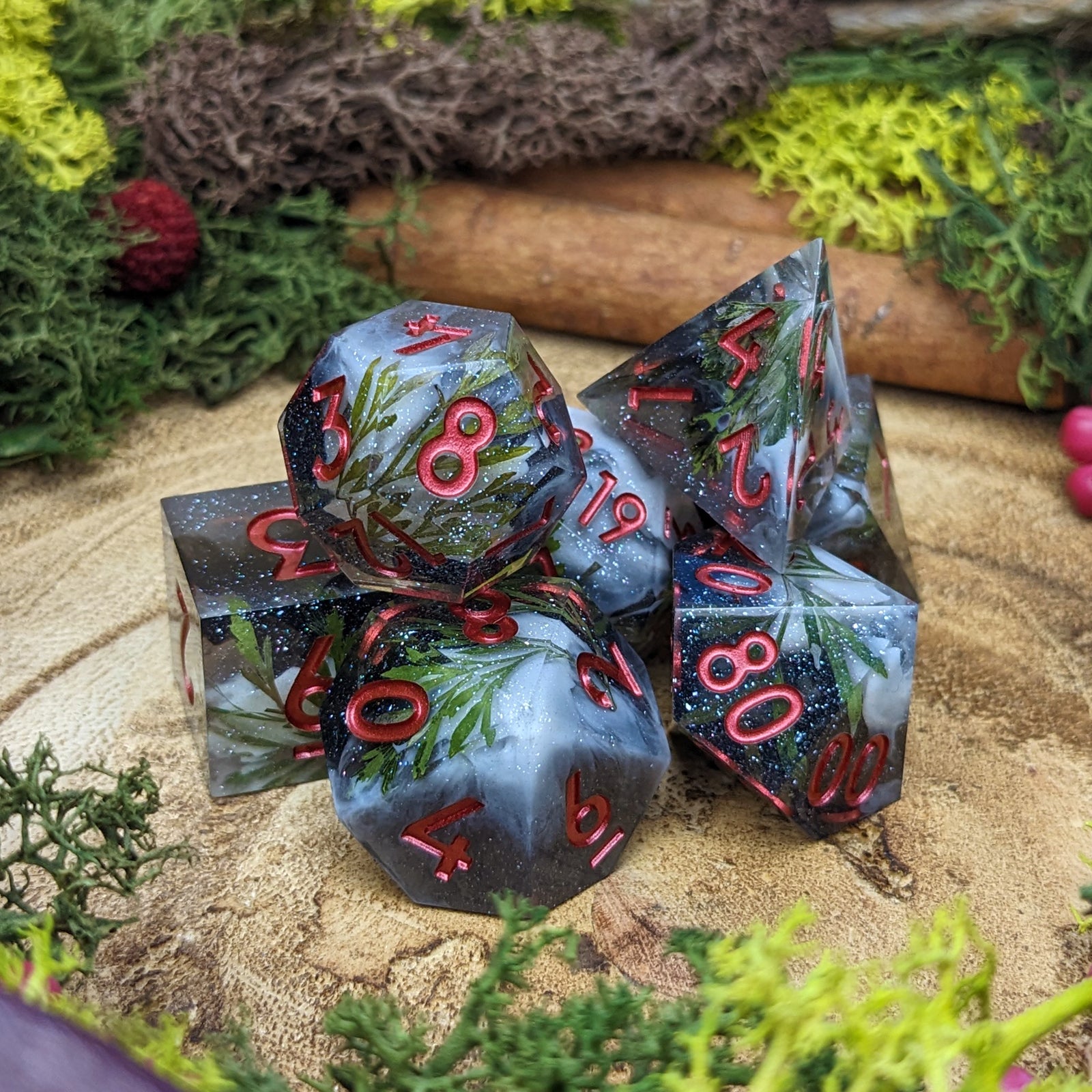 Winter Fern | Sharp Edge Dice - Dice Set - Luffleberry