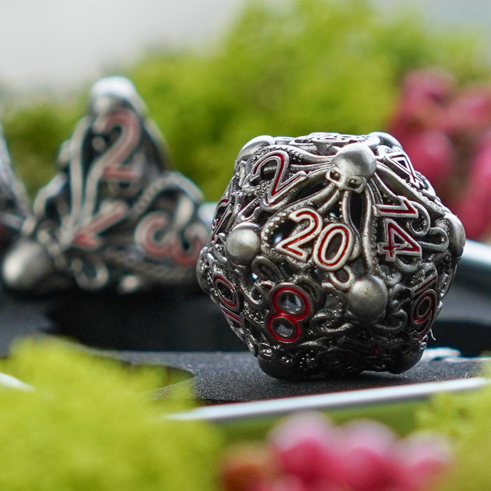 Hollow Flayer | Hollow Metal Dice Set - Dice Set - Luffleberry