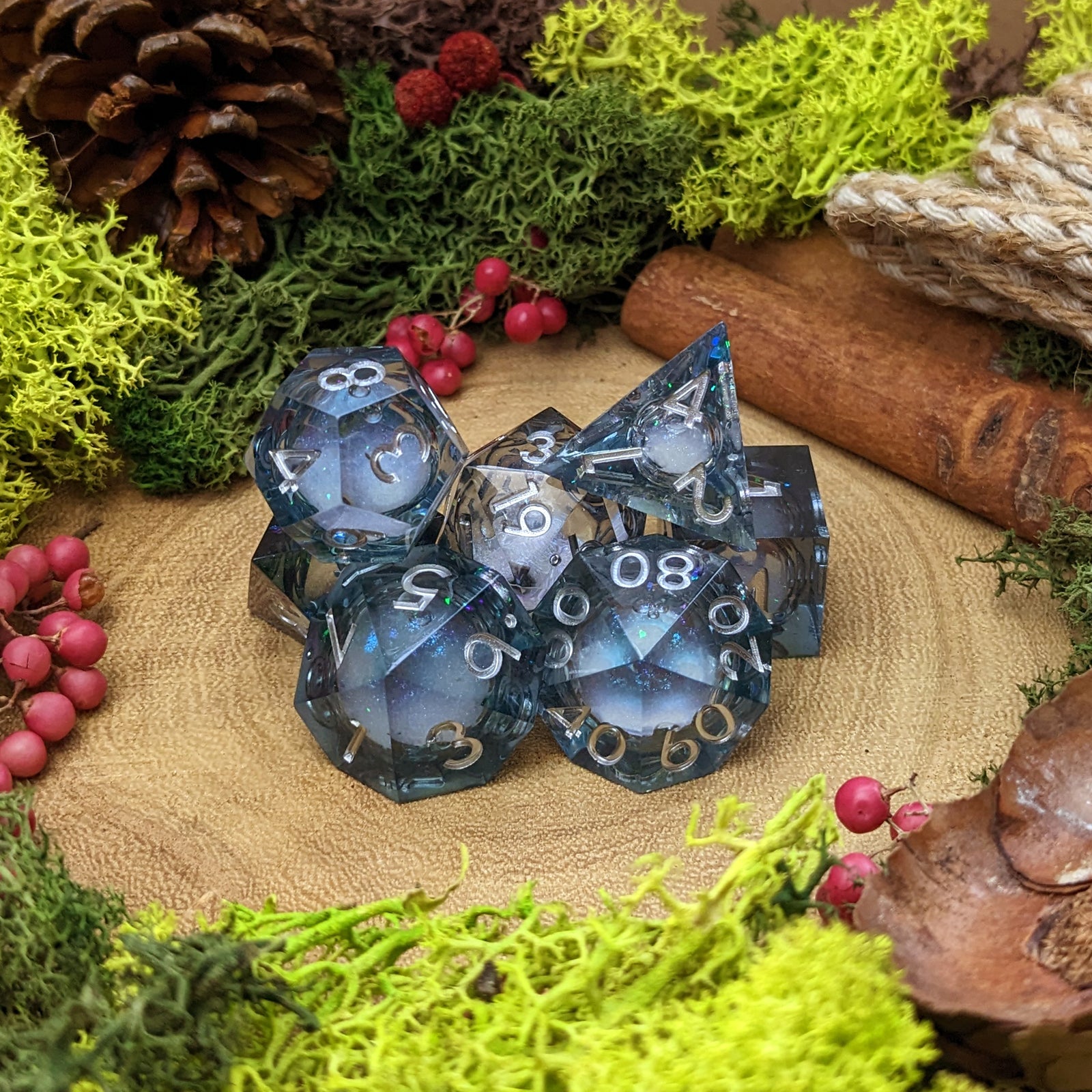 Midnight Moon | Sharp Edge Liquid Core Dice - Dice Set - Luffleberry